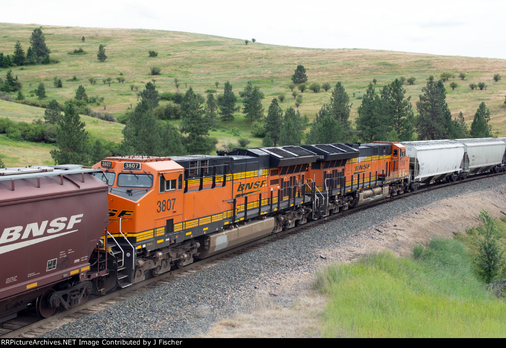 BNSF 3807